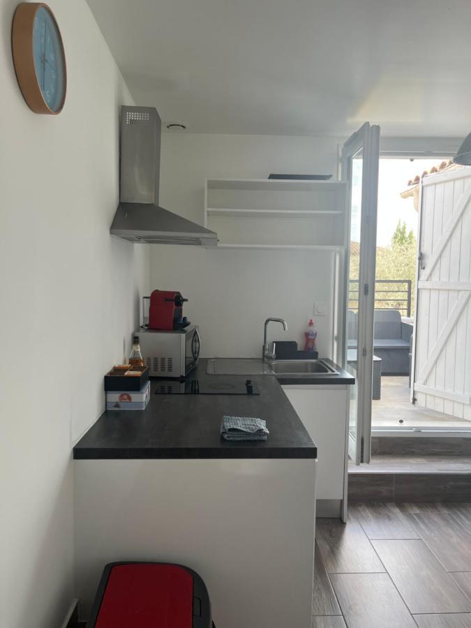 Appartement 4 Personnes, Aeroport Marseille Marignane Exterior photo